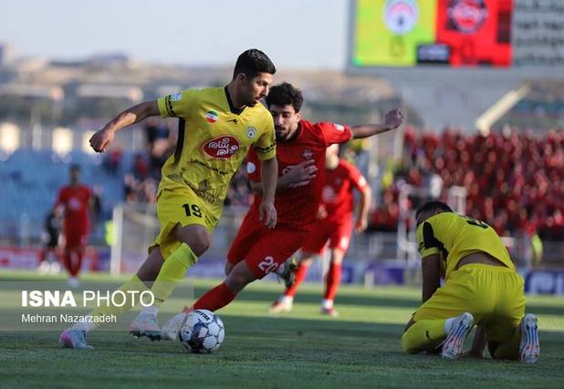 طلسم ۱۳ ساله فجر برابر تراکتور