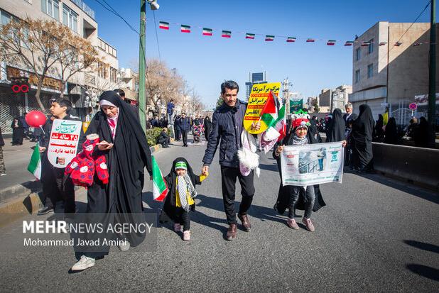 آغاز راهپیمایی ۲۲ بهمن در قزوین