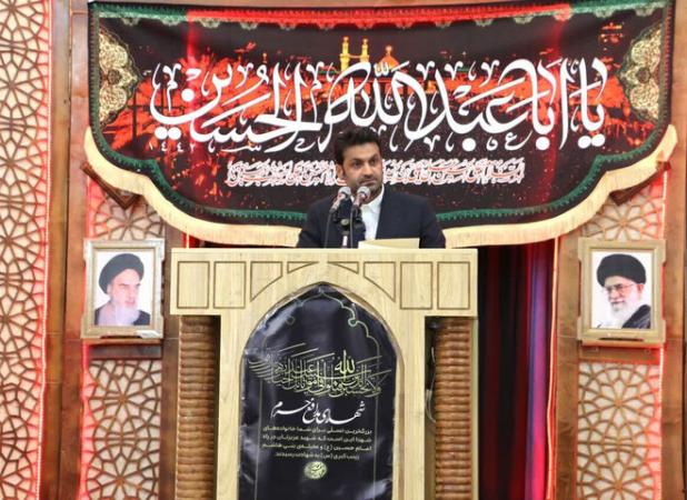 رنجبر: فارس درخشان‌ترین جلوه همزیستی ایمان و هنر است