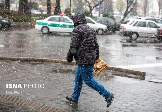 ادامه بارش باران و برف در زنجان / کاهش دما در روزهای آینده