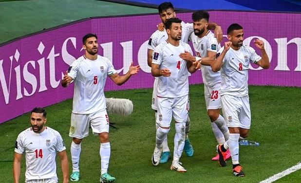 حاشیه بازی قطر و ایران | از ادعای وجود بازار سیاه و حضور اسطوره آرژانتین تا صندلی‌های خالی در الثمامه