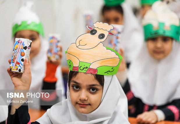 ۵۰۰۰ مدرسه تحت پوشش طرح توزیع شیر رایگان در خراسان رضوی