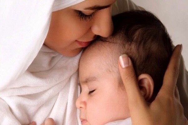 سلامت باروری در گرو زایمان طبیعی و تغذیه با شیر مادر است