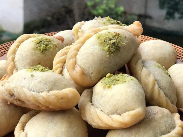 طرز تهیه قطاب کرمانی بدون تخم مرغ