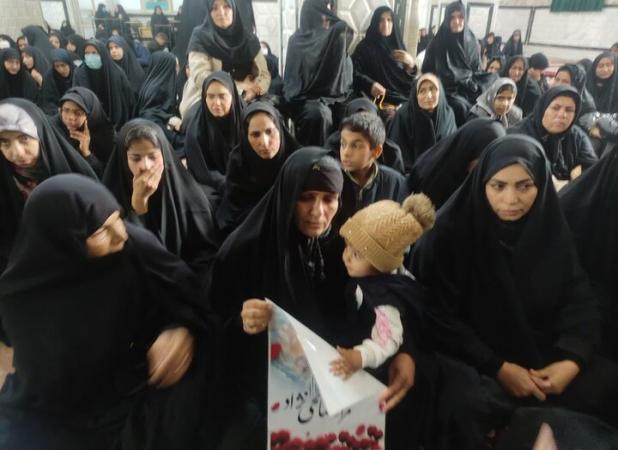 دختر شهید مراد صالحی‌نژاد: شهادت پدرم افتخاری بزرگ است