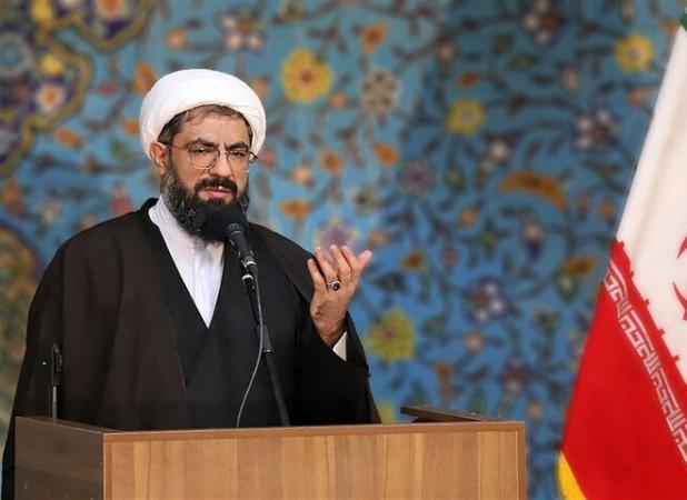 شهادت در روز عاشورا توفیقی الهی است/ پیروزی مجسم انقلاب اسلامی