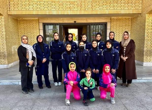 دختران ووشوکار یزد راهی تبریز شدند؛ آغاز مأموریت طلایی در قهرمانی کشور