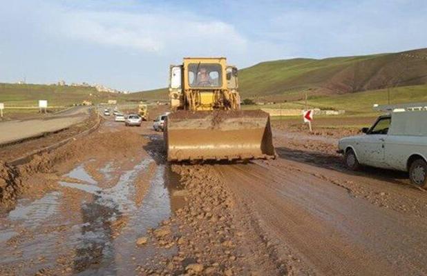 راه ارتباطی یازده روستا در فسا بازگشایی شد