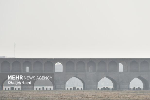 هوای اصفهان برای دومین روز پیاپی در وضعیت قرمز است