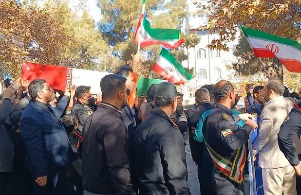 روایتی از تشییع باشکوه پیکر مطهر شهید گمنام در مشهد