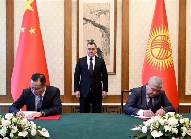 عبور از خط لوله به پنل خورشیدی؛ سرمایه‌گذاری چین در نیروگاه‌های سبز قرقیزستان