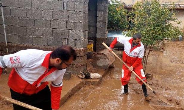 امدادرسانی به بیش از ۲۹۷۰ خوزستانی متأثر از سیلاب / رهاسازی ۱۵۳ خودروی گرفتار در برف و سیل