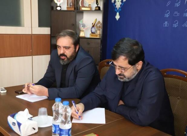 مطبوعات در کنار نگاه امیدآفرین، دیدگاه منتقدانه را نیز حفظ کنند