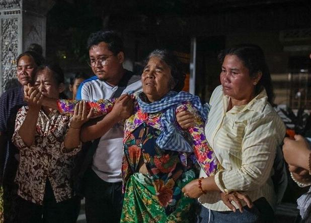 کامبوج از حملات هوایی تایلند خبر داد