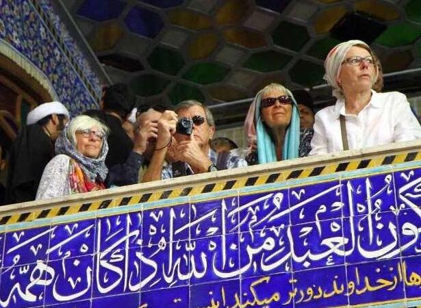 ستاد ملی کرونا ورود گردشگران خارجی را وتو کرد؟