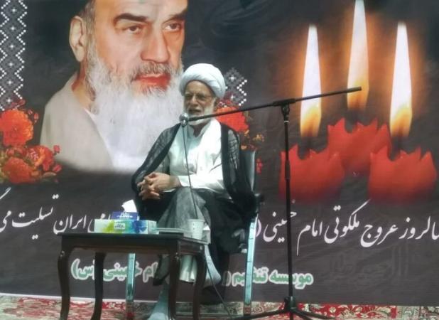 مکتب و اندیشه امامین انقلاب نیاز ملت ایران برای پیشرفت است