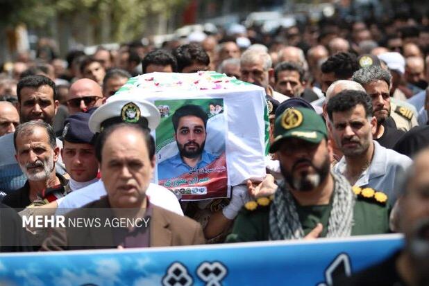 پیکر سرباز شهید «مهران منوری» در زادگاهش فومن آرام گرفت