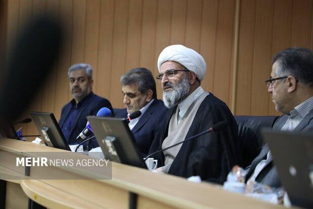 هشدار نماینده ولی فقیه در سمنان درباره استحاله فرهنگی و عادی‌سازی گناه