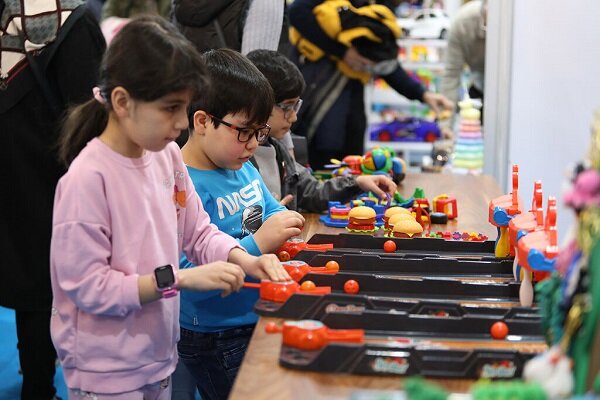 تاثیر نرخ ازدواج و باروری در بازار اسباب‌بازی/ نقش تحریم روی این محصول