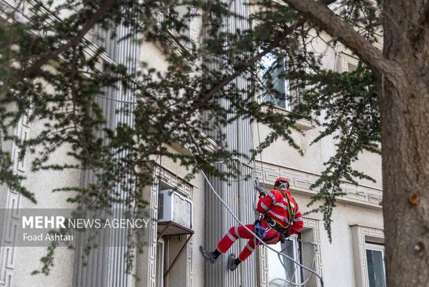 خدمات ۲۴ ساعته هلال احمر در شیفت‌های کشیک ۳۱ استان