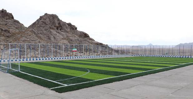 ۱۲ روستای کرمانشاه صاحب زمین چمن فوتبال می‌شوند