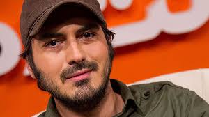 حال وهوای شاد بازیگر سریال فاصله‌ها در طبیعت