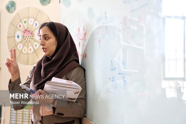 آموزش راهکاری مؤثر در کاهش آسیب‌های اجتماعی است