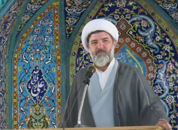 امام جمعه دیباج: دولت از انتصاب یک زن به استانداری سمنان خودداری کند