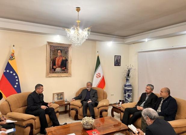 عزیزی: آمریکا به دنبال مقابله با ملت‌های آزاده و مبارز است