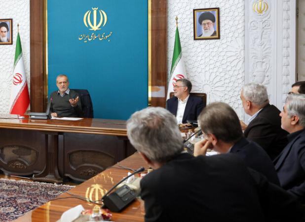 بررسی تمهیدات لازم در اجرای طرح پزشک خانواده با حضور پزشکیان