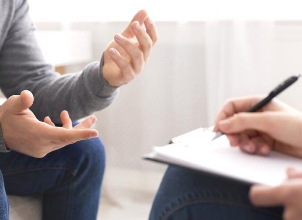 مشاوره، نیازی حیاتی برای جامعه / خدمات رایگان ۱۴۸۰ در خدمت سلامت روان
