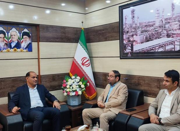 فرماندار عسلویه: ارتقای ظرفیت‌ها و تجهیز اداره ثبت‌احوال ضروری است