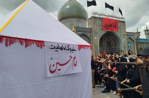 آیین خیمه سوزان خیام حسینی در حرم آقا سید جلال الدین آستانه اشرفیه