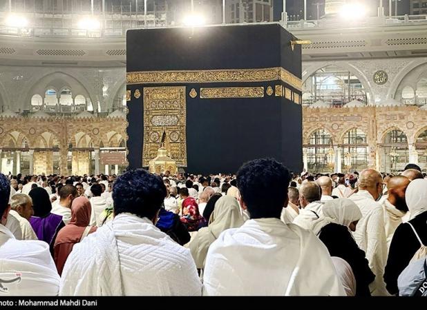 دیدار با شهیدان دفاع مقدس در طواف کعبه