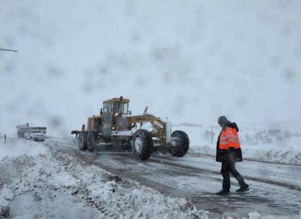 فعالیت سامانه بارشی در ۲۵ استان تا ۱۶ بهمن؛ آماده باش ۸۷۵۰ راهدار