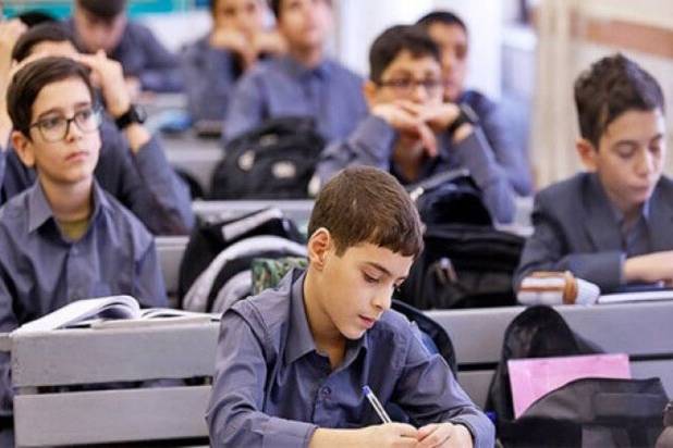 ۵۰۰۰ دانش‌آموز تیرانی در مسابقات قرآنی شرکت کردند