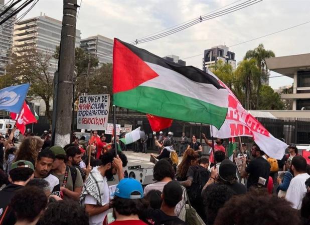 خشم مسلمانان از موضع خطرناک رژیم صهیونیستی علیه مساجد اروپا