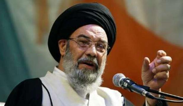 نماینده ولی‌فقیه در استان اصفهان: قرآن داروخانه الهی و ائمه پزشکان آن هستند/ معجزه قرآن تا روز قیامت تکرارناپذیر است