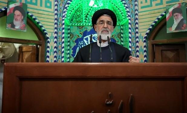 امام جمعه موقت یزد: توجه به صلاحیت داوطلبین مجلس، حراست از حق مردم است