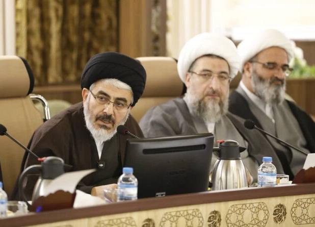 نماینده ولی فقیه در آذربایجان غربی: ارتباط میان حوزه‌های علمیه شیعه و سنی تقویت شود