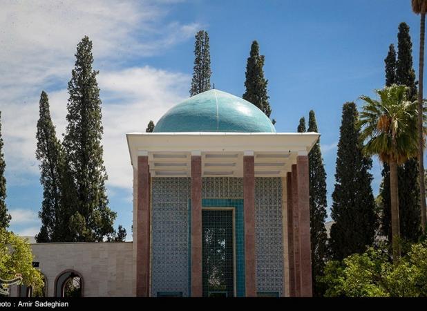 سعدی، شاعرِ «وقت خوش» در عصر خون و آتش؟