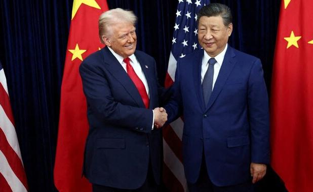 ترامپ نشست با شی را «فوق‌العاده» خواند و تعرفه‌های چین را کاهش داد