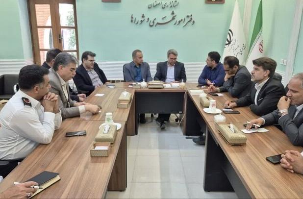 نیروهای آتش‌نشانی و امدادی اصفهان به حالت آماده‌باش کامل درآمدند