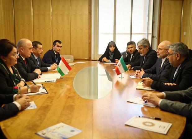 قالیباف: ایران مقتدرانه در مقابل متجاوزان ایستاد