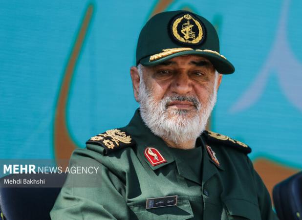 حضور سرلشکر سلامی در منطقه رزمایش پیامبر اعظم ۱۹ سپاه