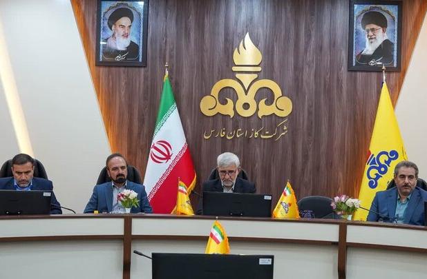 آیین تکریم و معارفه مدیرعامل شرکت گاز استان فارس برگزار شد