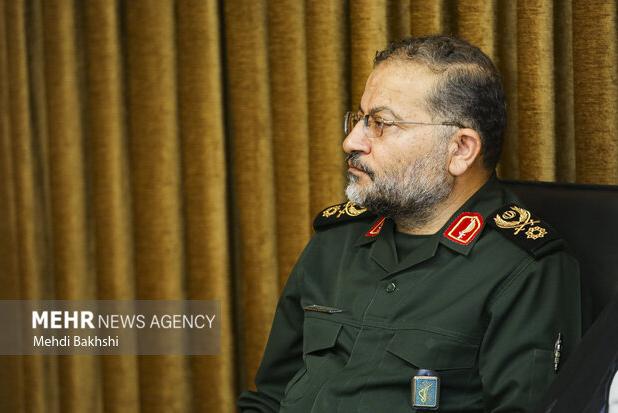 رئیس سازمان بسیج مستضعفین با آیت‌الله جوادی آملی دیدار کرد