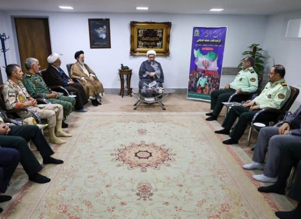 فرماندهان انتظامی آذربایجان‌شرقی با امام جمعه تبریز دیدار کردند