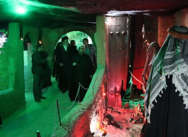 بازدید حجت الاسلام اصل نژادی از نمایشگاه های فاطمی آذرشهر