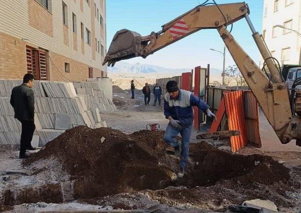 نریمانی: عملیات شبکه‌گذاری آب برای ۲۴ واحد مسکن ملی اردستان آغاز شد